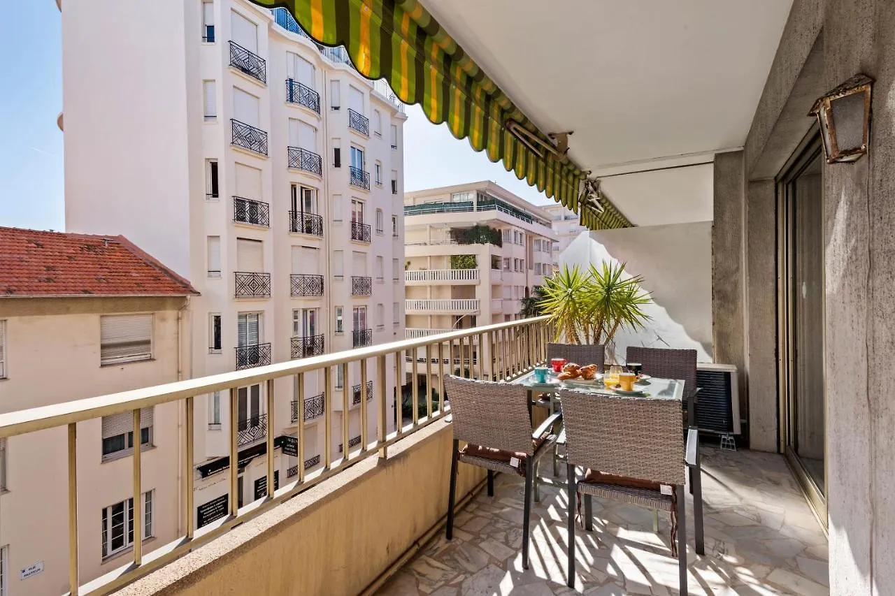 Majestic Apartment Cannes Francie